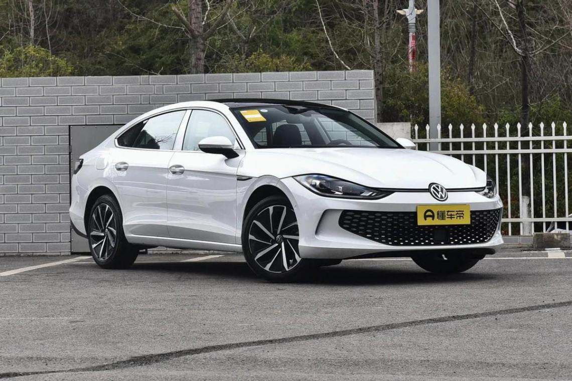 運動掀背轎車之爭,MG7深度對比大眾凌渡L,誰更值得入手?