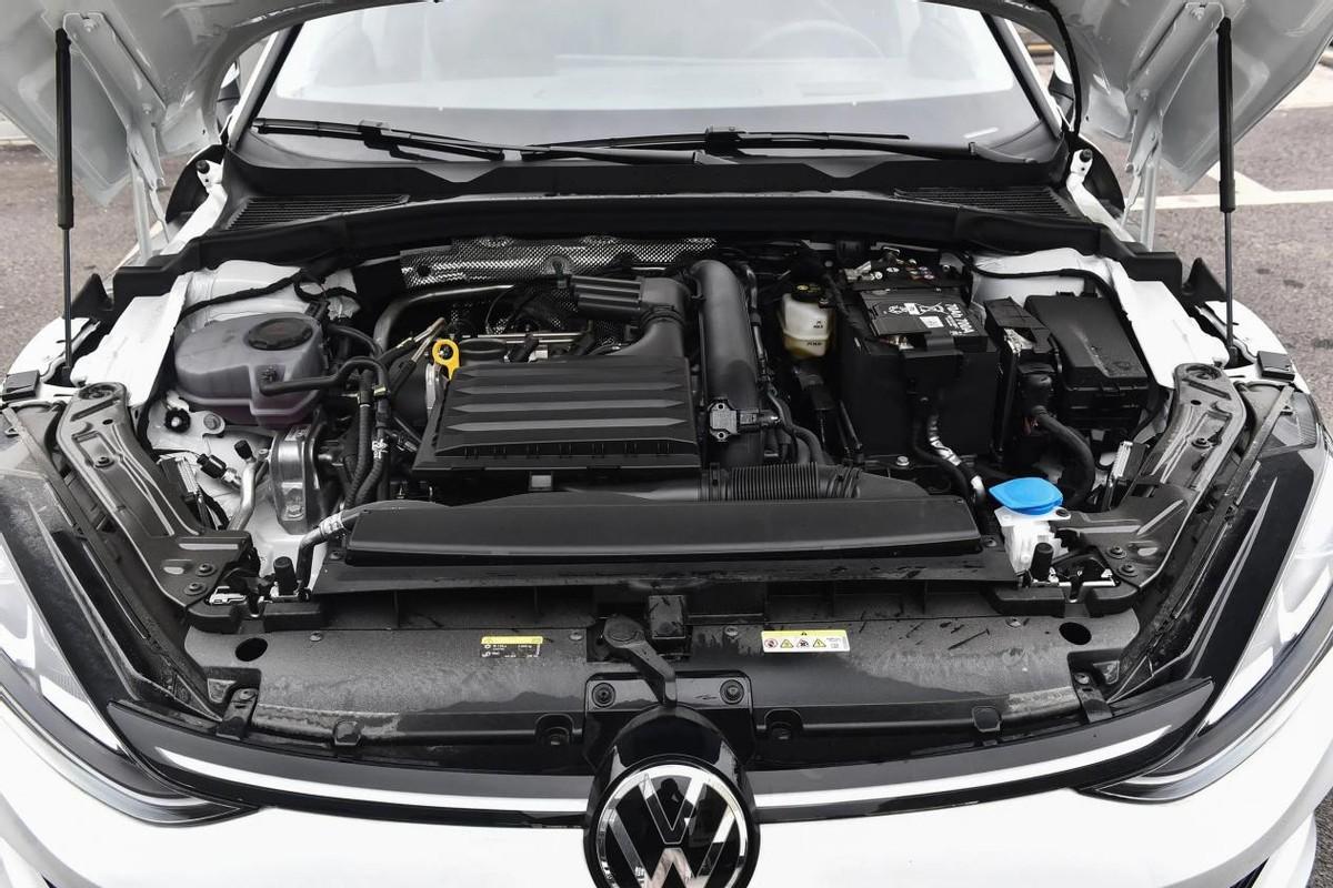 運動掀背轎車之爭,MG7深度對比大眾凌渡L,誰更值得入手?