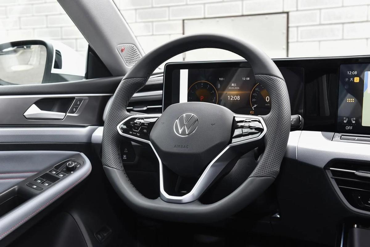 運動掀背轎車之爭,MG7深度對比大眾凌渡L,誰更值得入手?
