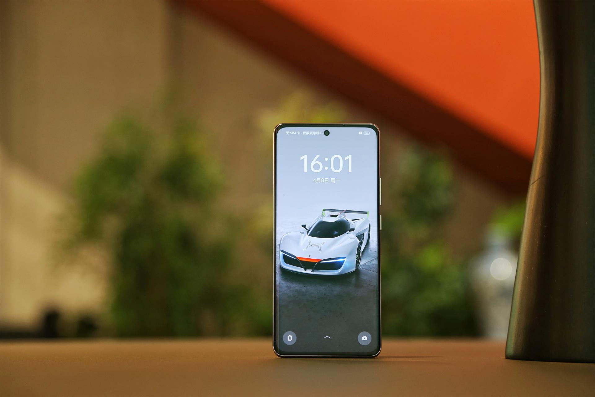 “耐用戰(zhàn)神”有多強(qiáng)?OPPO A3 Pro上手體驗(yàn),泡水半小時(shí)完好無損