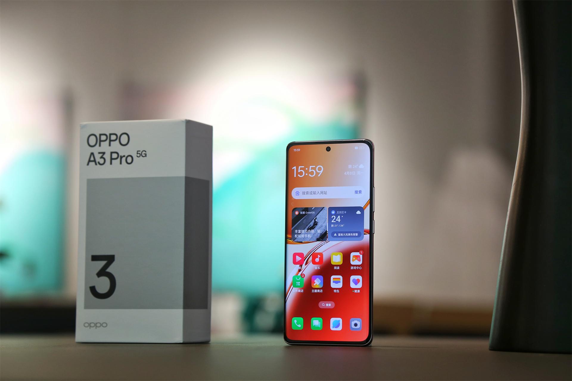 “耐用戰(zhàn)神”有多強(qiáng)?OPPO A3 Pro上手體驗(yàn),泡水半小時(shí)完好無損