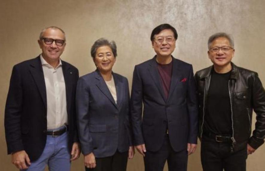 聯想下定決心轉型,投入巨資押注AI時代!楊元慶:聯想是硬核科企
