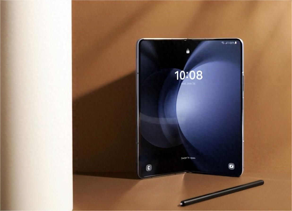 用對工具效率翻倍,暢享三星Galaxy Z Fold5手機帶來的絕佳體驗