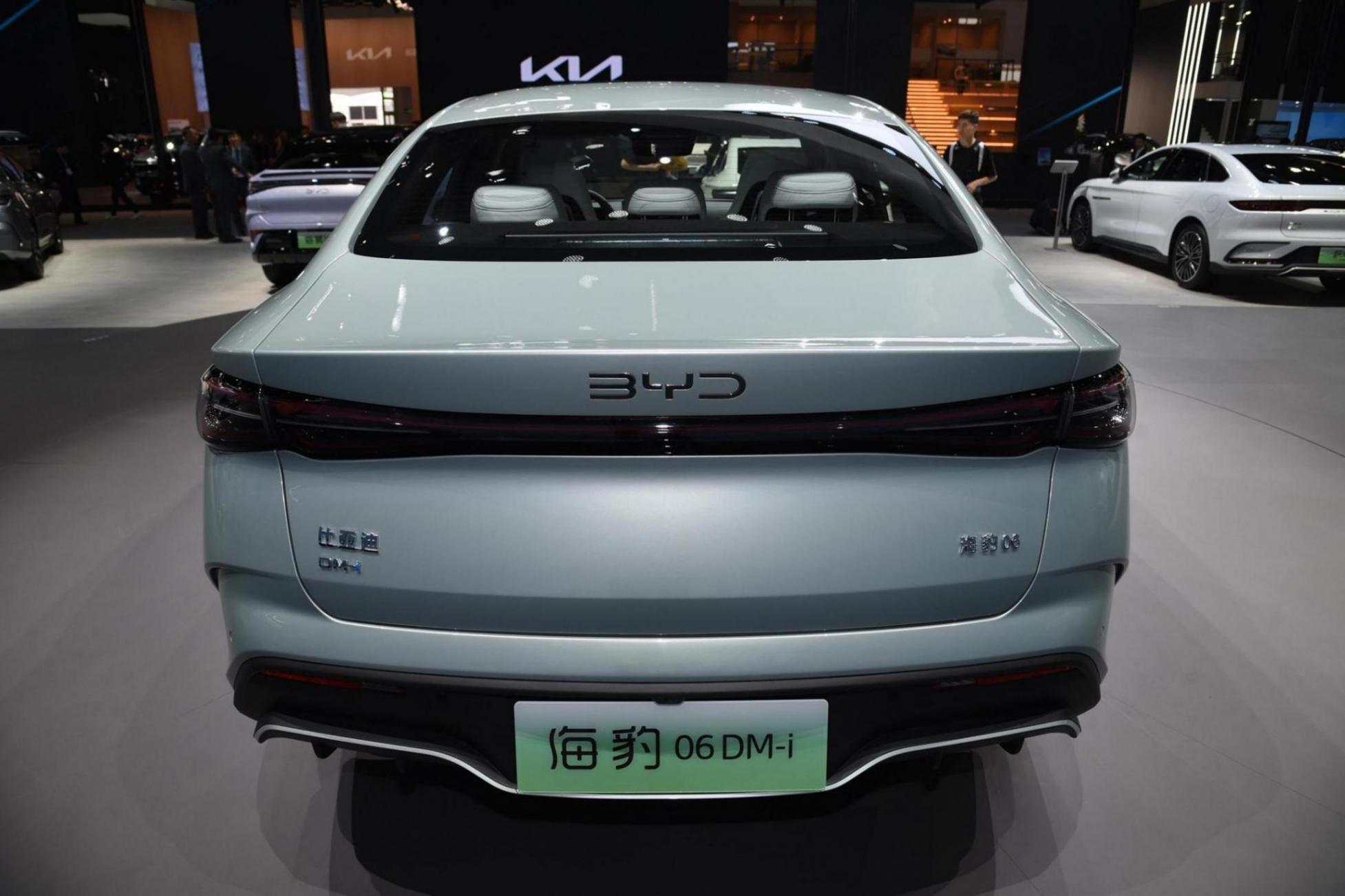 中型車/售價或超過12萬元 比亞迪海豹06 DM-i亮相2024北京車展