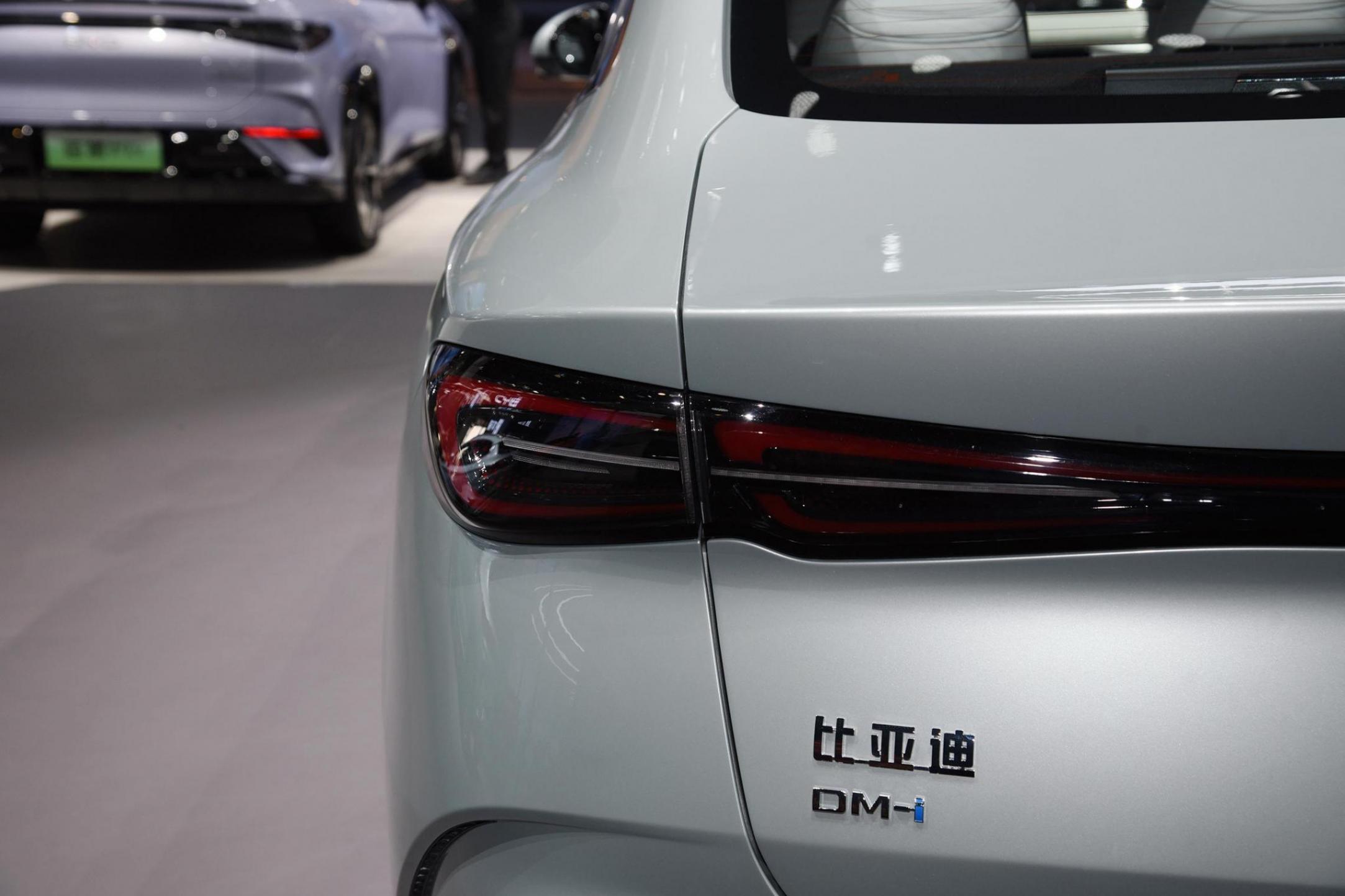 中型車/售價或超過12萬元 比亞迪海豹06 DM-i亮相2024北京車展