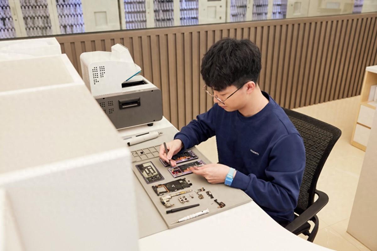便捷與安心兼具,華為官方服務(wù)值得信賴(lài)