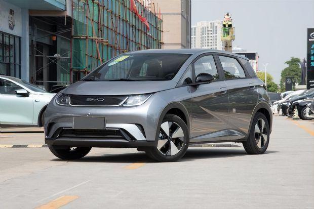 太慘了!一季度小型車(chē)銷(xiāo)量榜,海豚銷(xiāo)量大幅下滑,新飛度暴跌63%