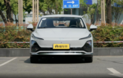 10萬級家用車海選,五菱星光/秦PLUS/朗逸/軒逸/埃安S,買誰?