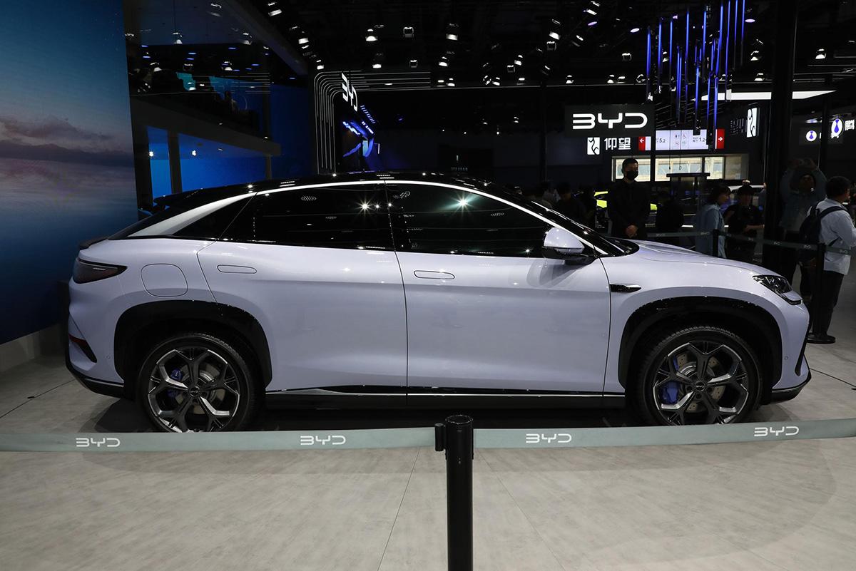 比亞迪又一重磅SUV,海獅07EV上市,外觀很年輕運動,3種動力