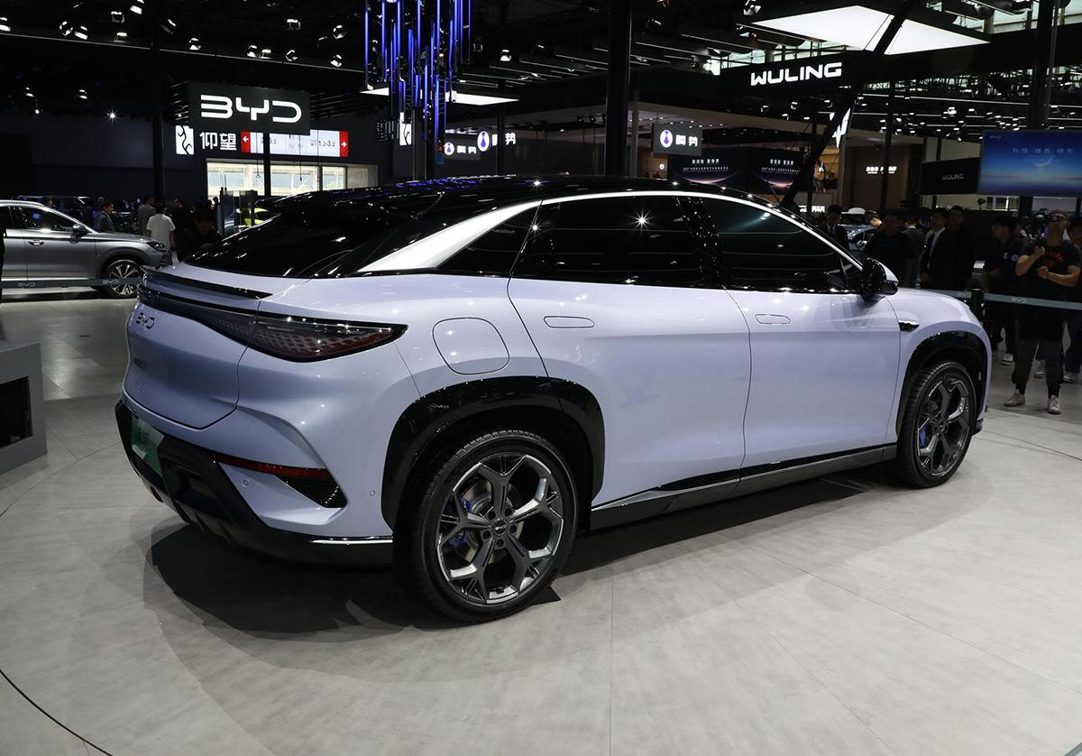 比亞迪又一重磅SUV,海獅07EV上市,外觀很年輕運動,3種動力