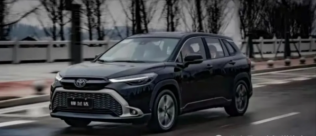 豐田SUV“放大招”,12.58萬一路跌至10萬,配7氣囊,家用靠譜
