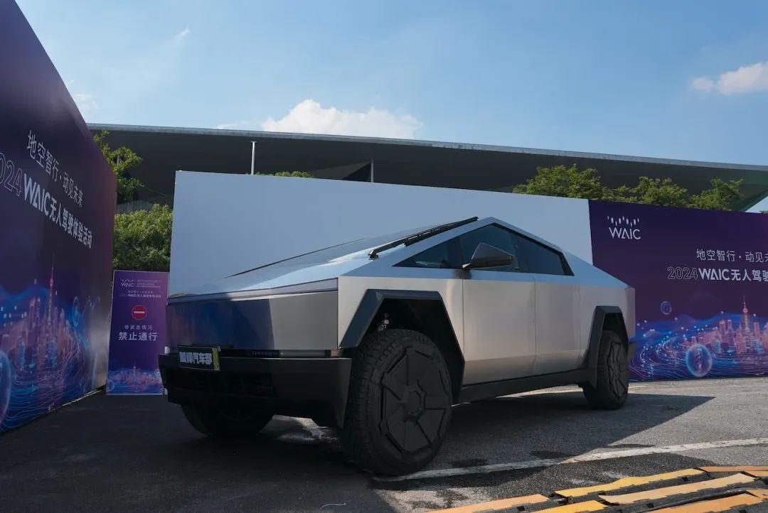 開完特斯拉 Cybertruck ,我真希望大伙兒都能試到