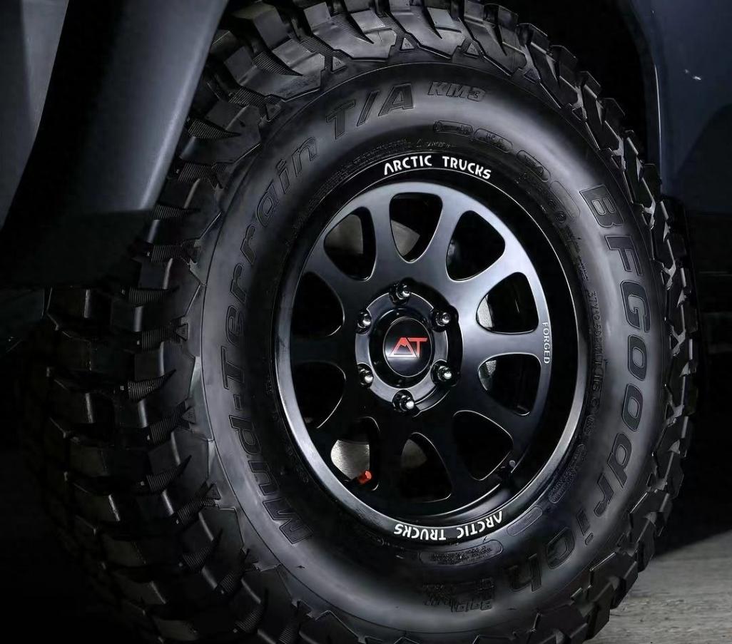 全新一代豐田普拉多Arctic Trucks版官圖發布