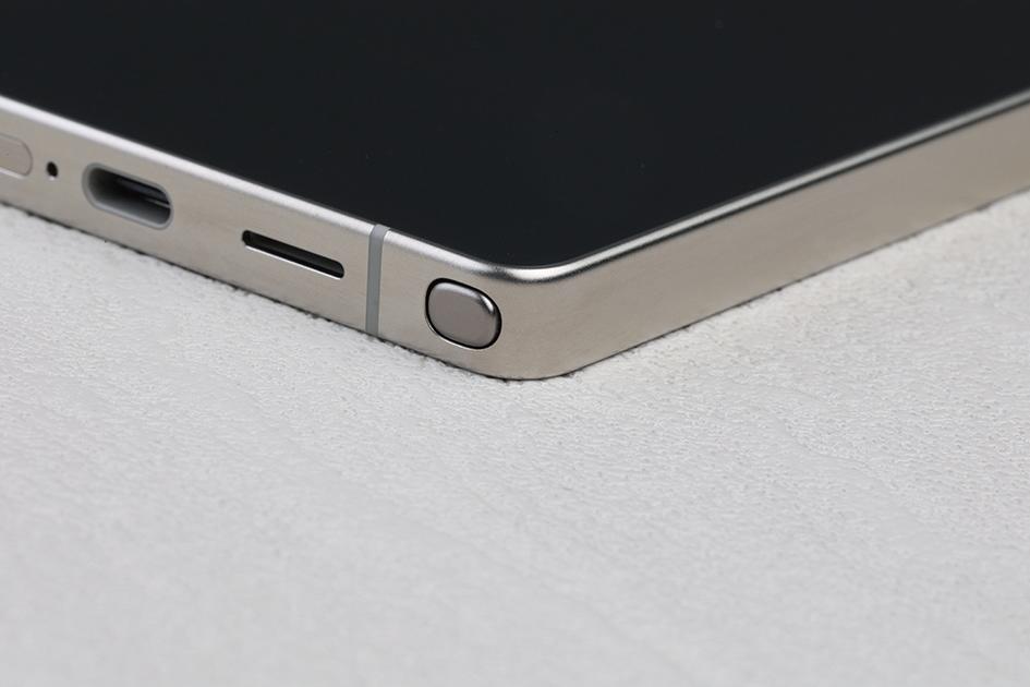 AI“超大杯”——三星Galaxy S25 Ultra評(píng)測(cè)