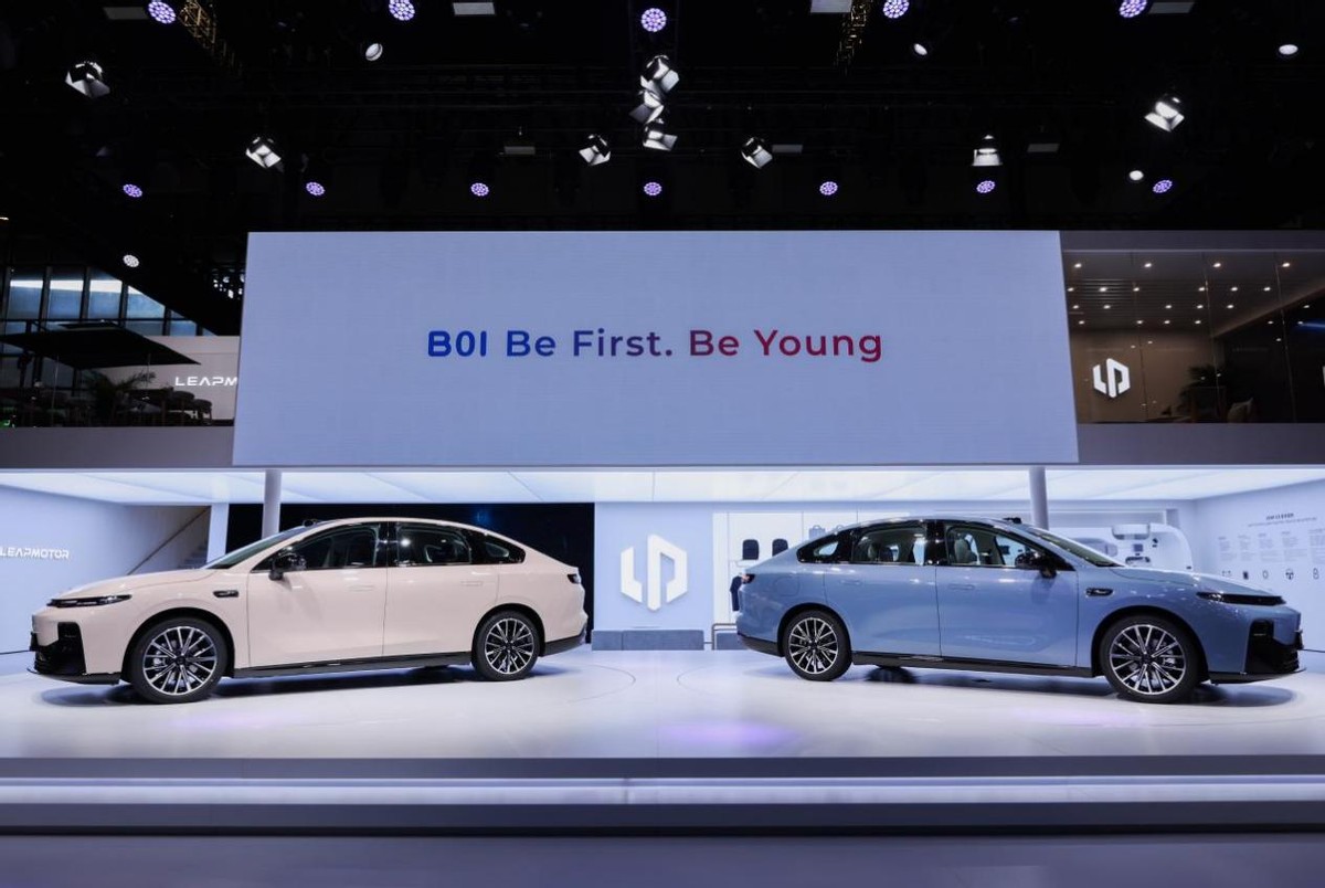 上海車展新能源轎車爭(zhēng)鋒,為何零跑B01能脫穎而出?