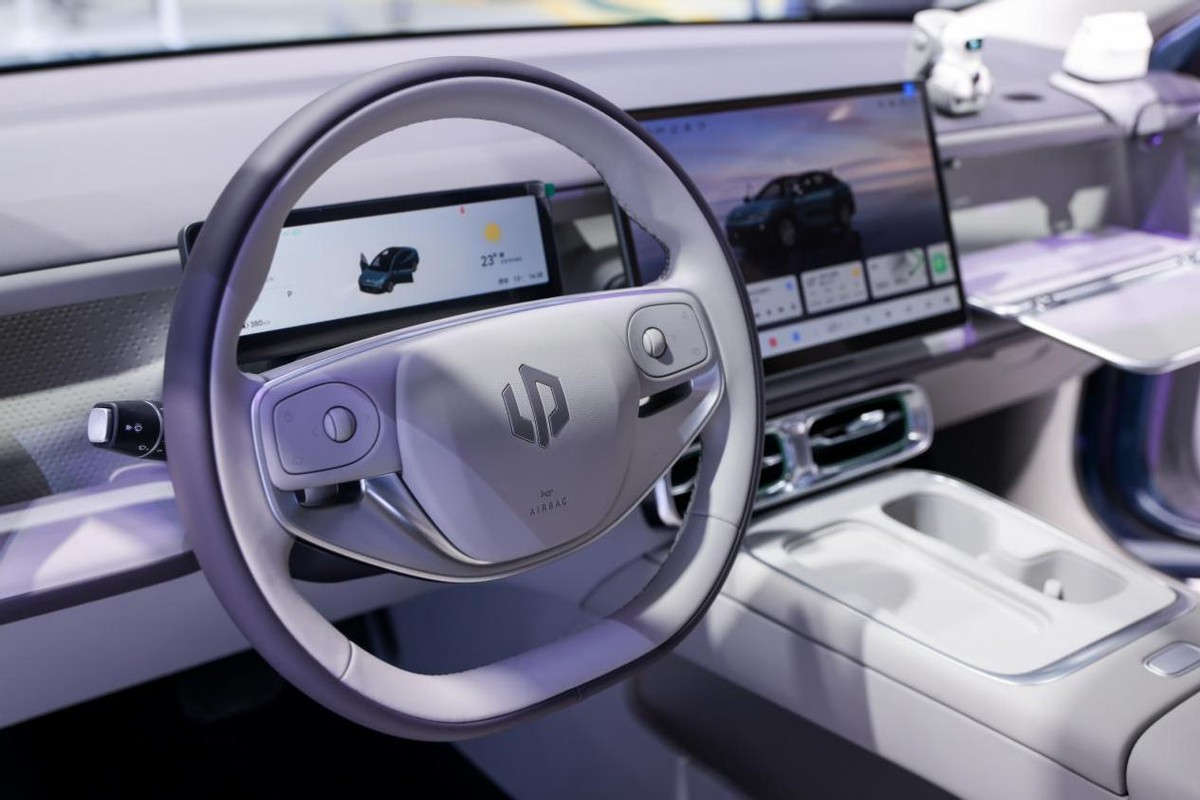 上海車展新能源轎車爭(zhēng)鋒,為何零跑B01能脫穎而出?