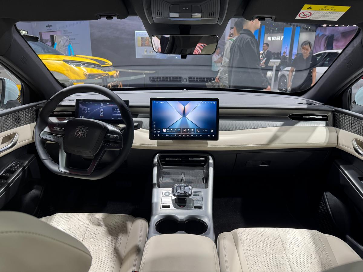 上海車展新能源轎車爭(zhēng)鋒,為何零跑B01能脫穎而出?